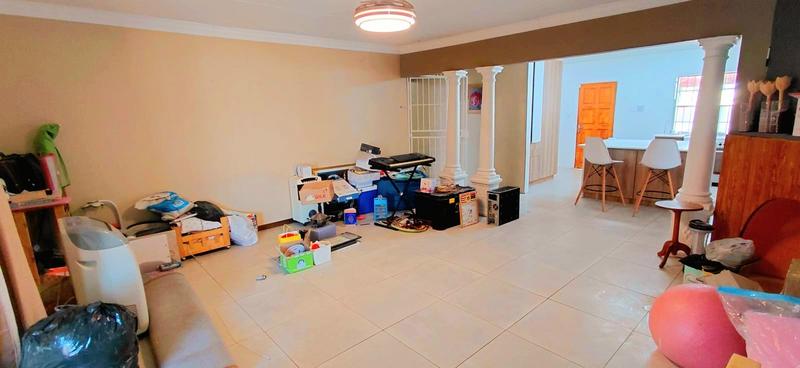 8 Bedroom Property for Sale in Groenvlei Free State